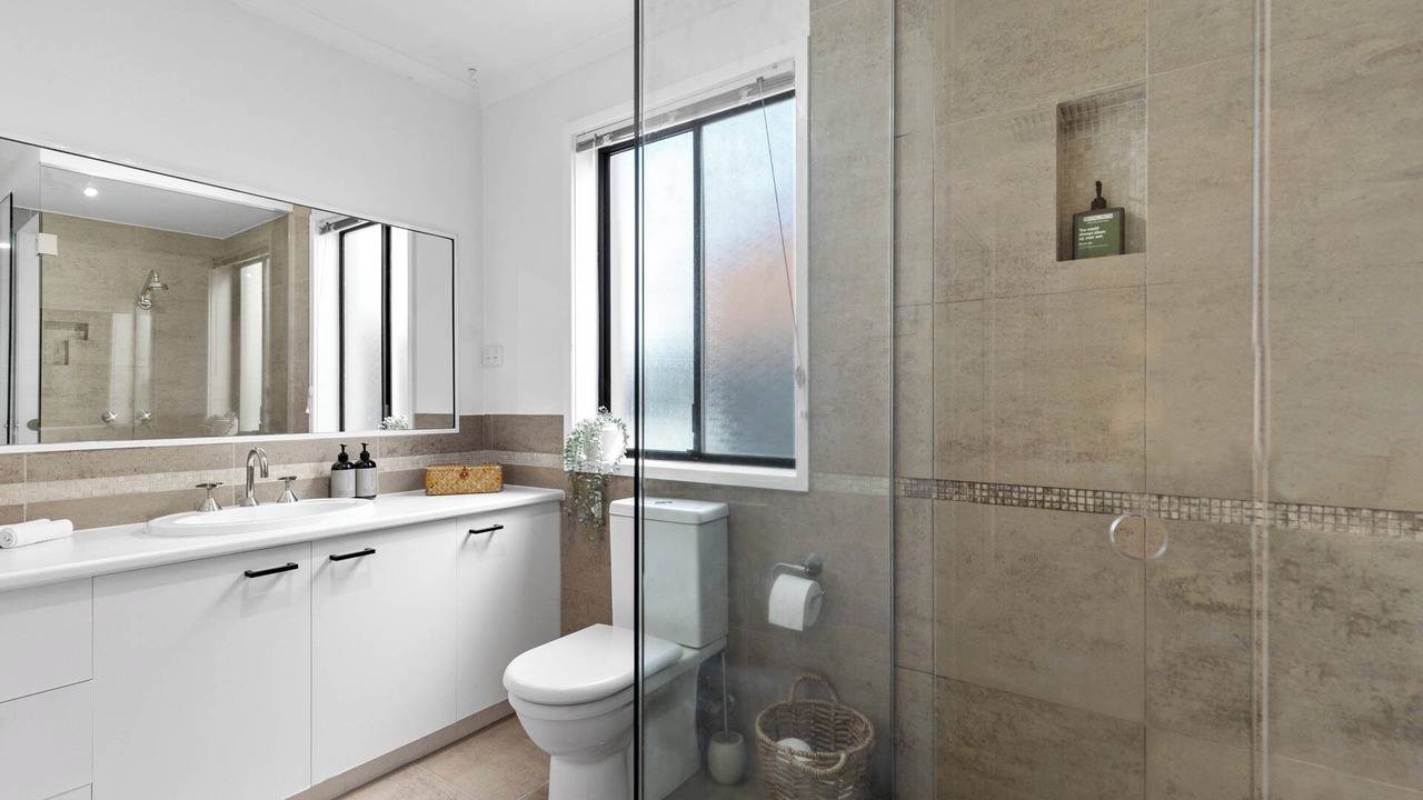 Photo of Bathroom in Patterson Lakes