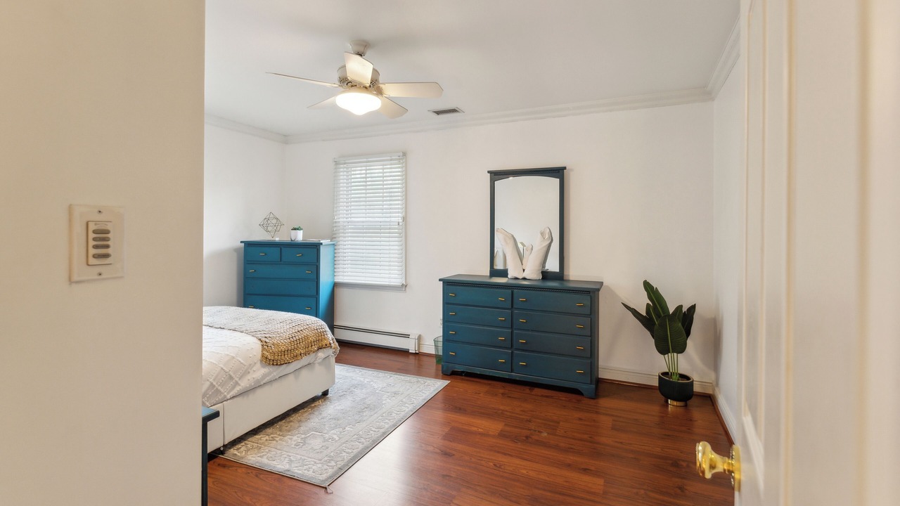 Photo of Bedroom in Huntington