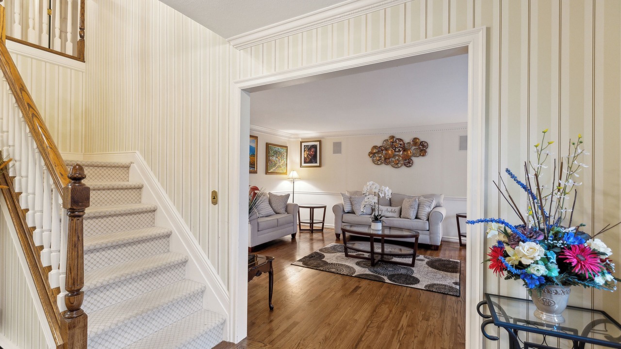 Photo of Livingroom in Huntington