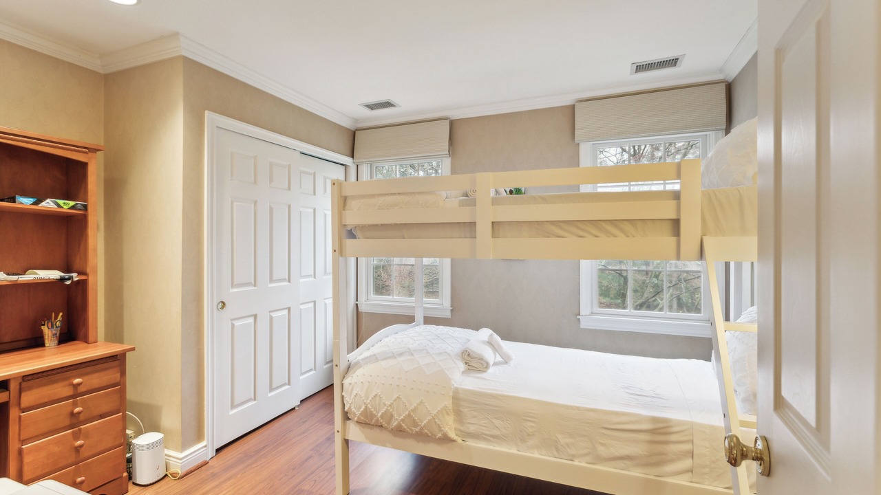 Photo of Bedroom in Huntington