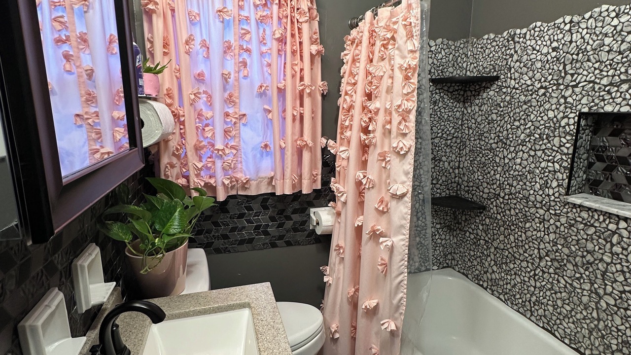 Photo of Bathroom in West Akron