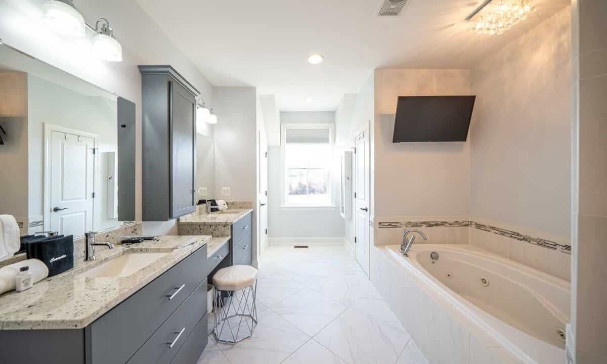 Photo of Bathroom in Leesburg