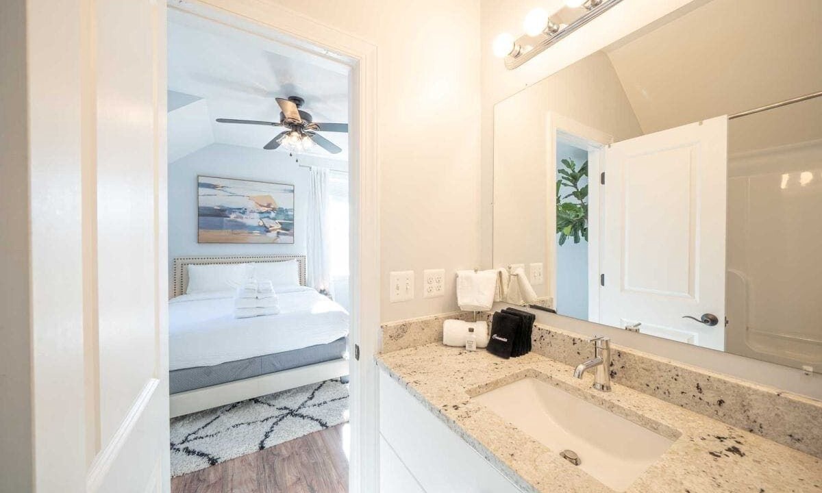 Photo of Bathroom in Leesburg
