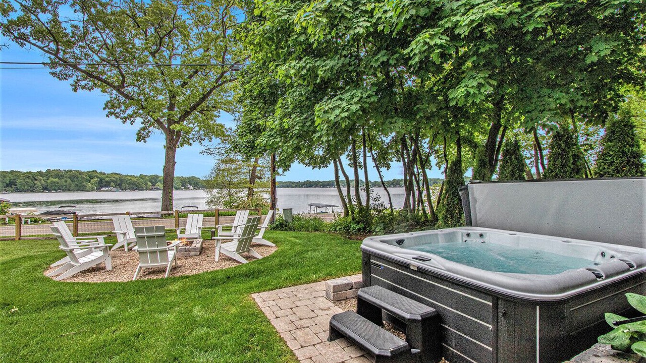 Photo of Patio Balcony in Sister Lakes