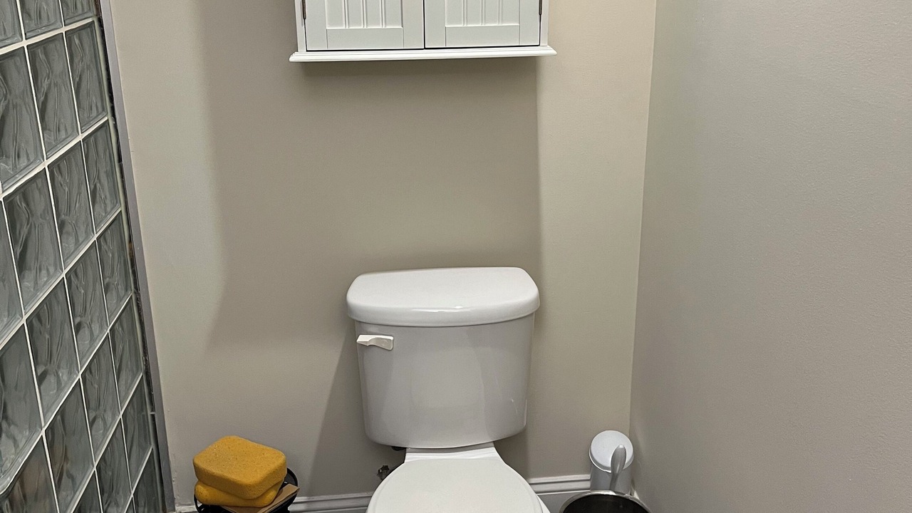 Photo of Bathroom in Benton Park