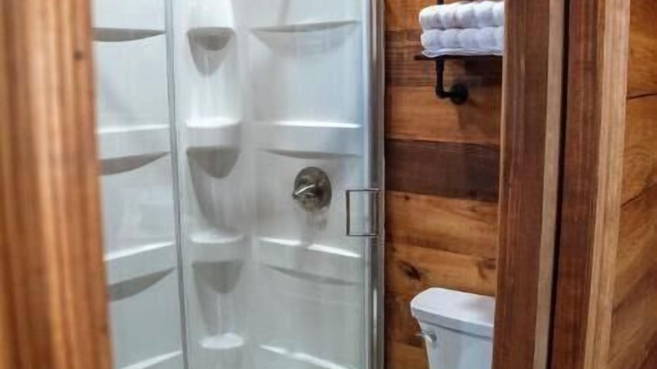 Photo of Bathroom in Broussard