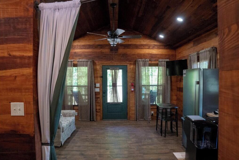 Photo of Livingroom in Broussard