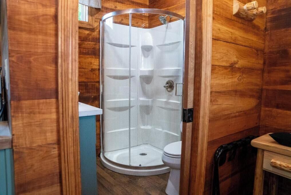 Photo of Bathroom in Broussard