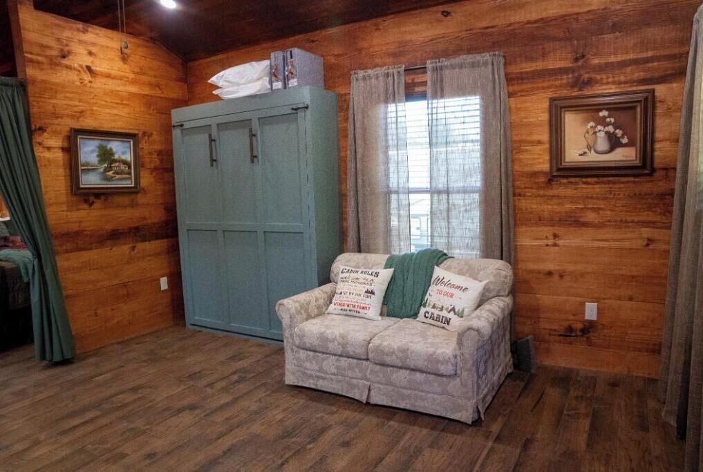 Photo of Livingroom in Broussard