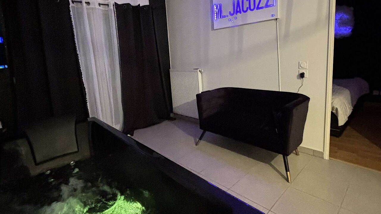 Photo of Bedroom in Pierre-Benite