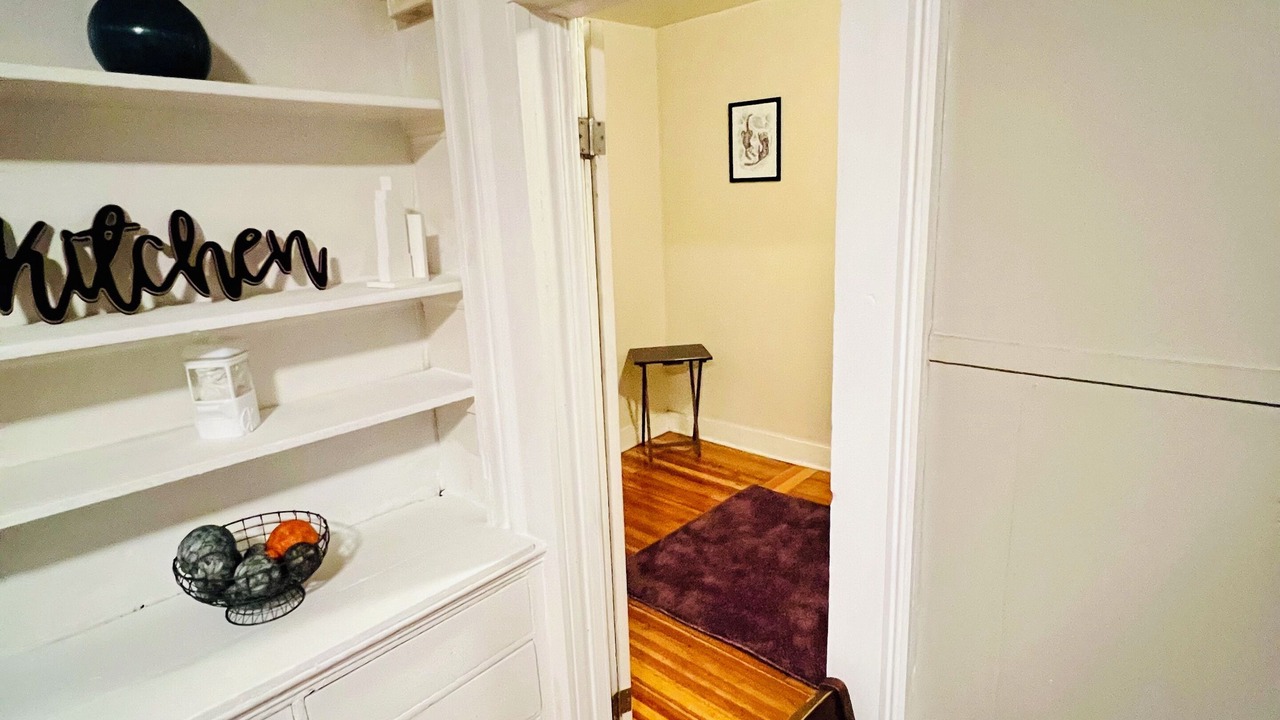 Photo of Others in Albany