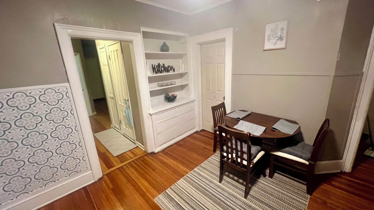 Photo of Others in Albany