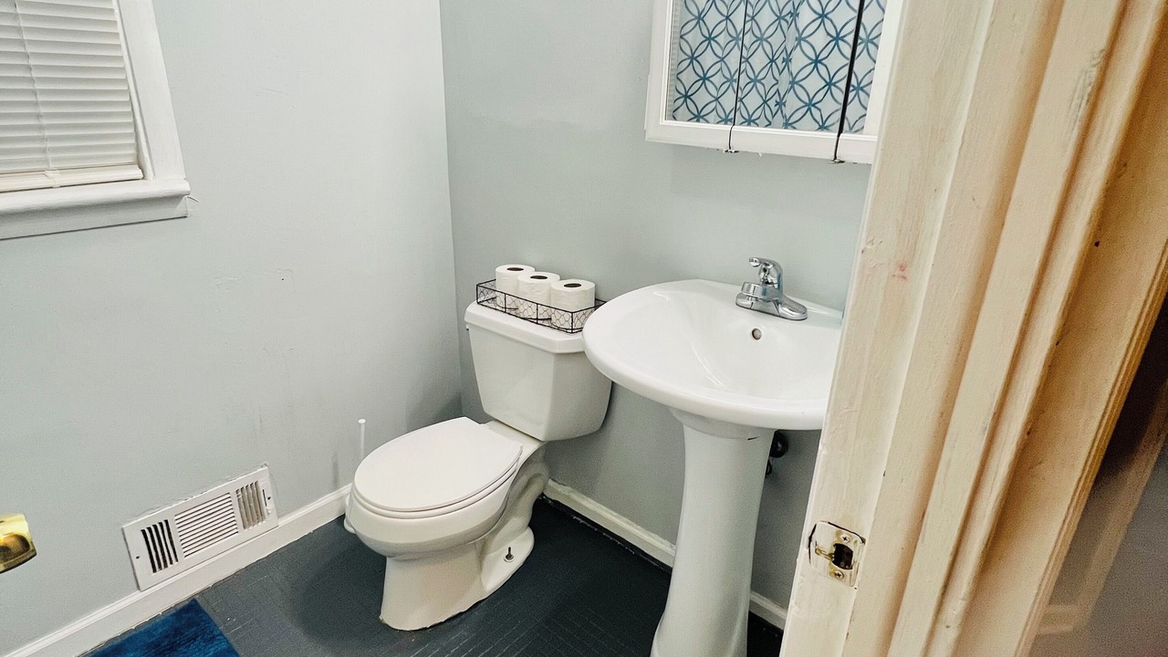 Photo of Bathroom in Albany