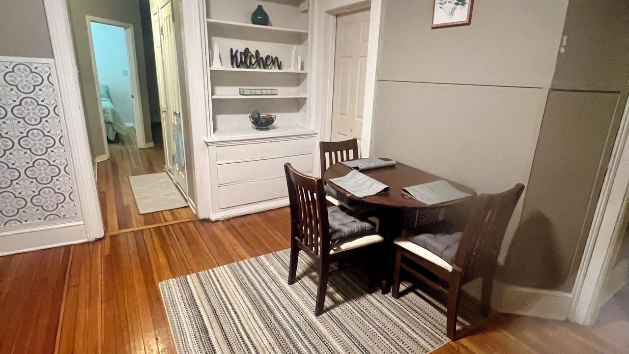 Photo of Others in Albany