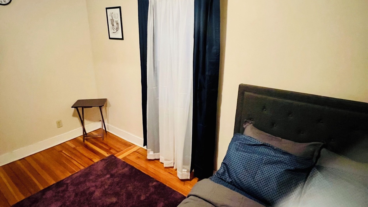 Photo of Bedroom in Albany