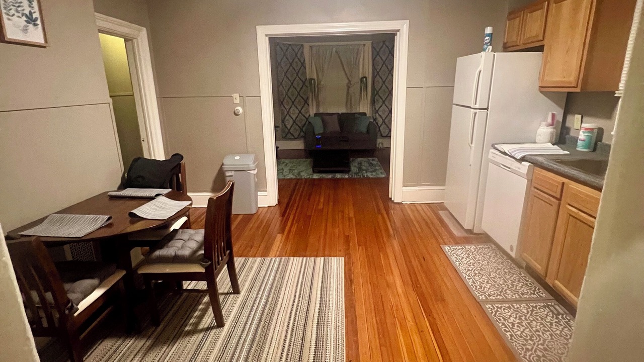 Photo of Others in Albany