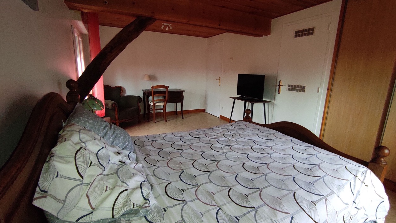 Photo of Bedroom in Rives Dervoises