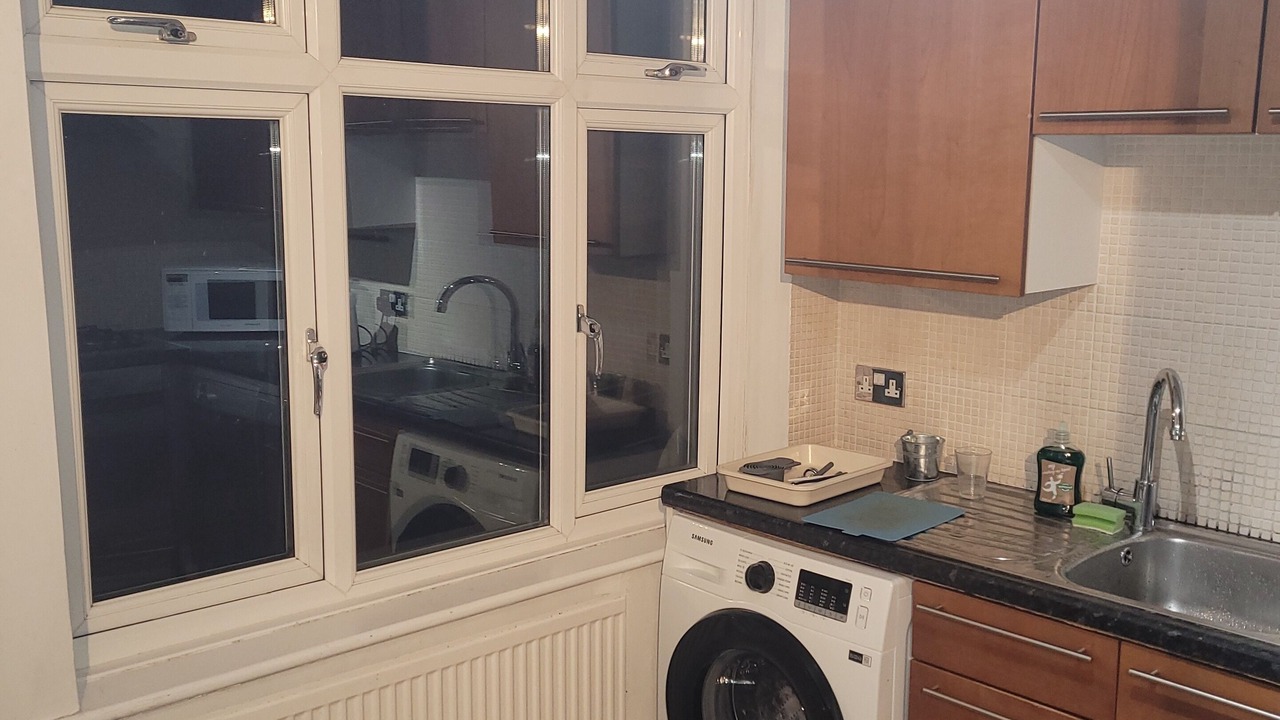 Photo of Others in Earlsfield