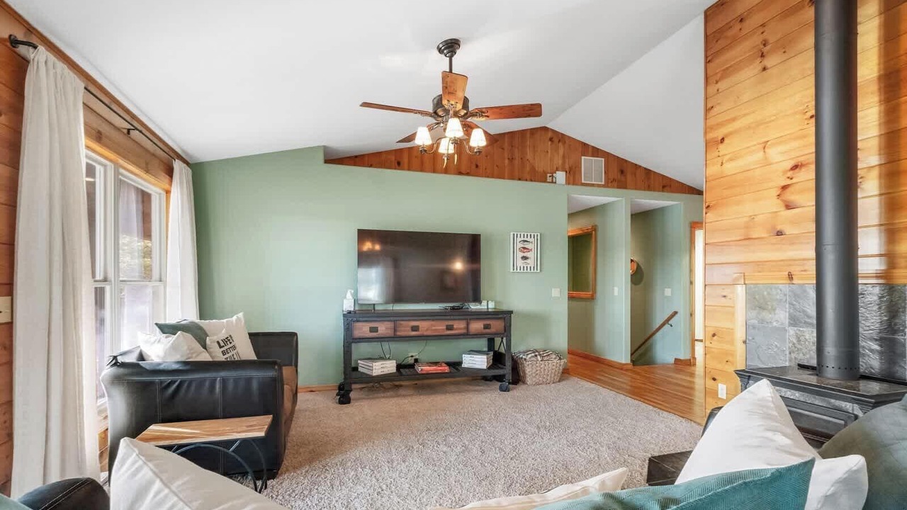 Photo of Livingroom in Golden