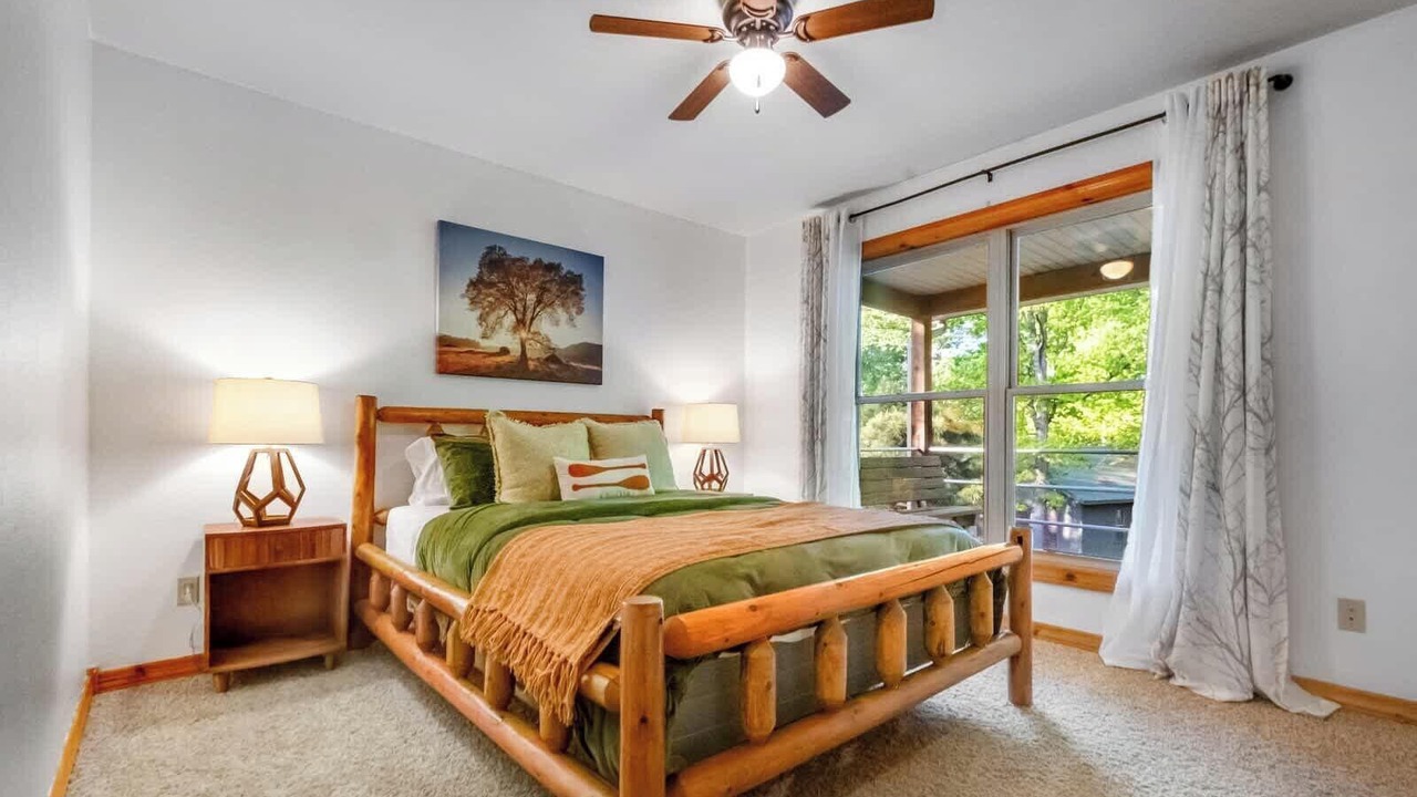 Photo of Bedroom in Golden