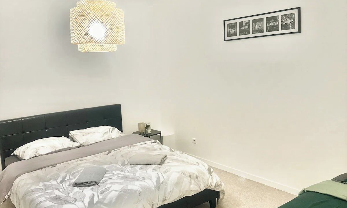 Photo of Bedroom in Saint-Bris-le-Vineux