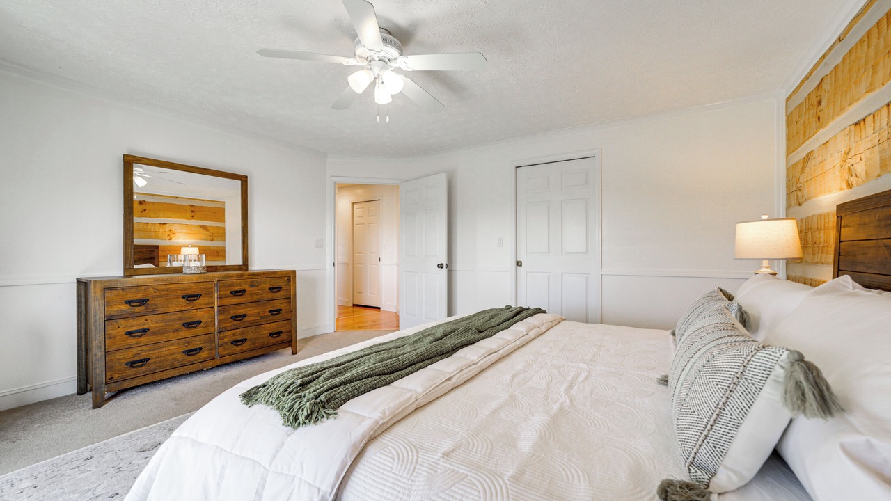 Photo of Bedroom in Newport