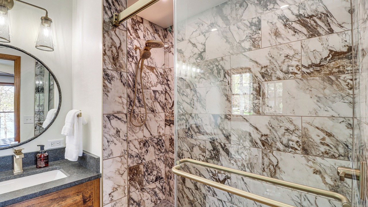 Photo of Bathroom in Higden