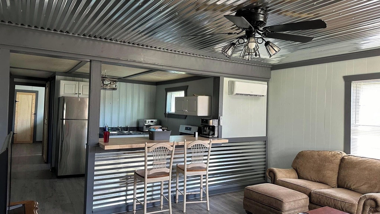 Photo of Livingroom in Lowndesville