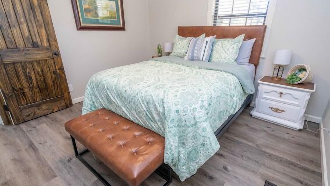 Photo of Bedroom in Cookson