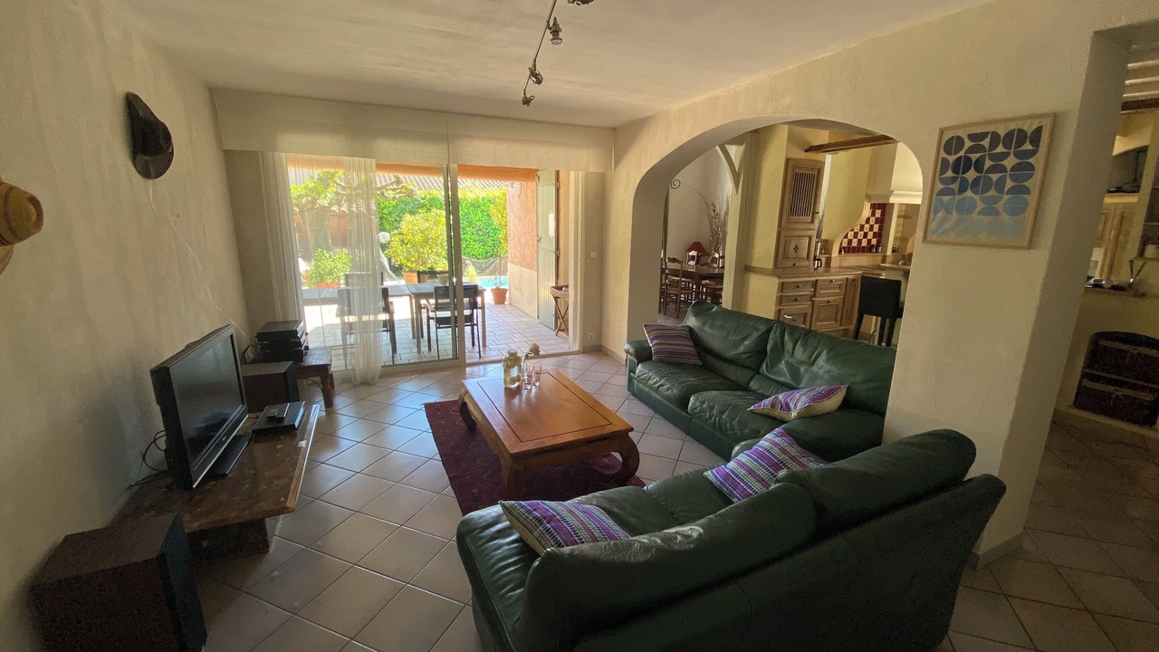 Photo of Livingroom in Pont-Saint-Esprit