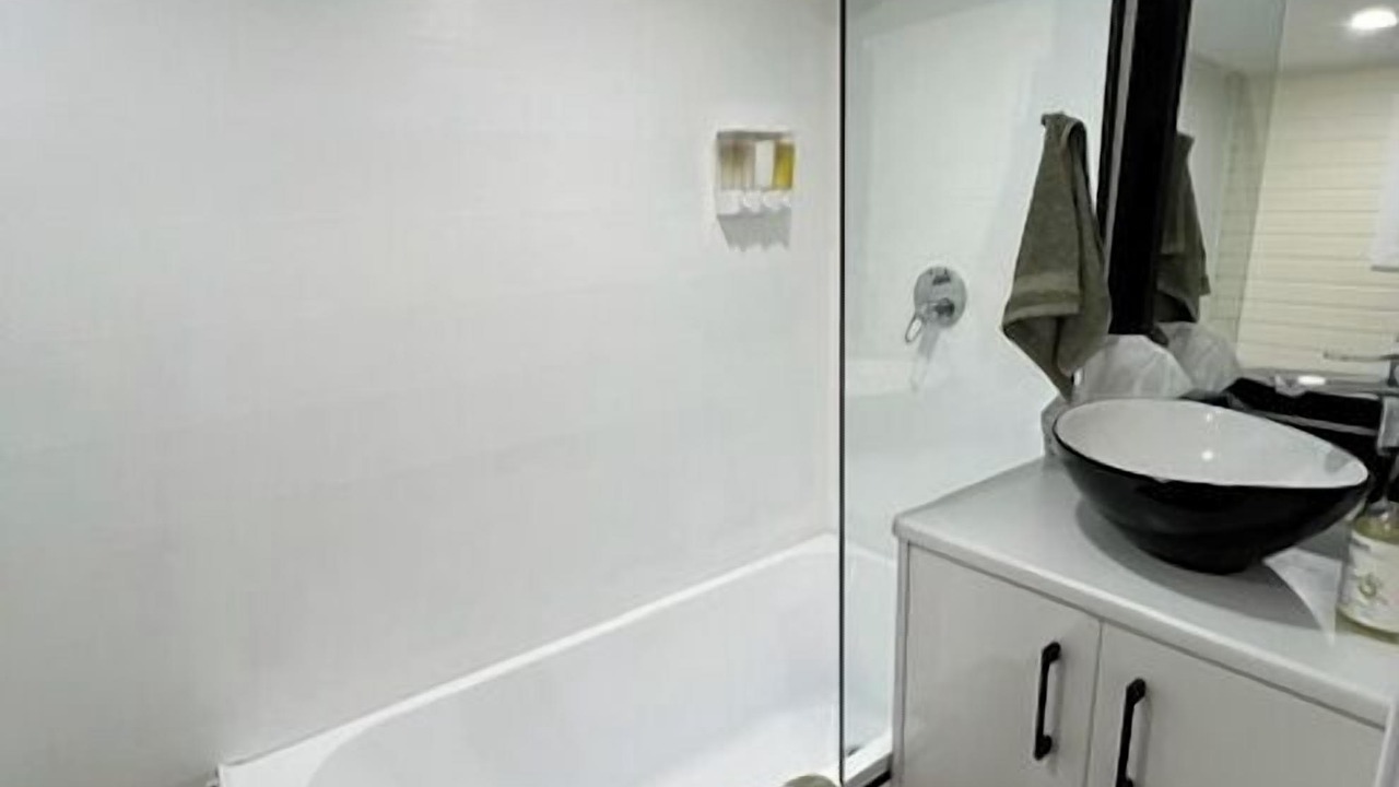 Photo of Bathroom in Mountain Lagoon