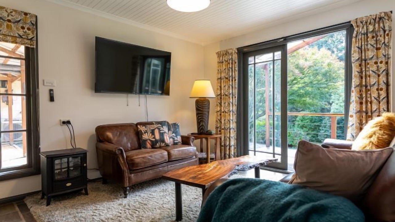 Photo of Livingroom in Mountain Lagoon