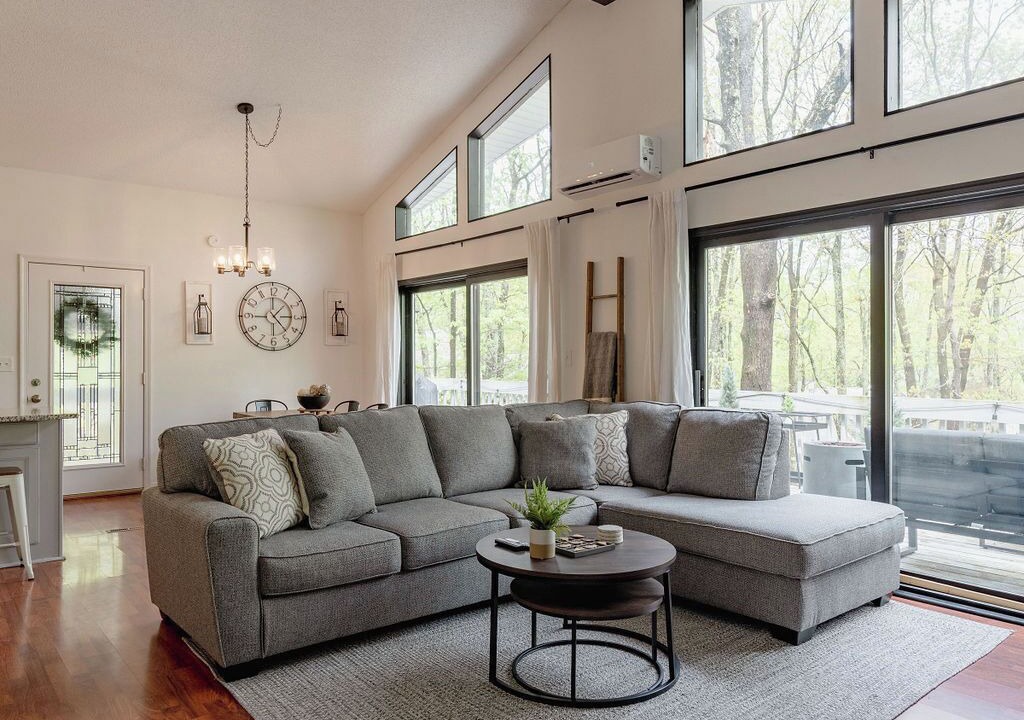 Photo of Livingroom in Bushkill