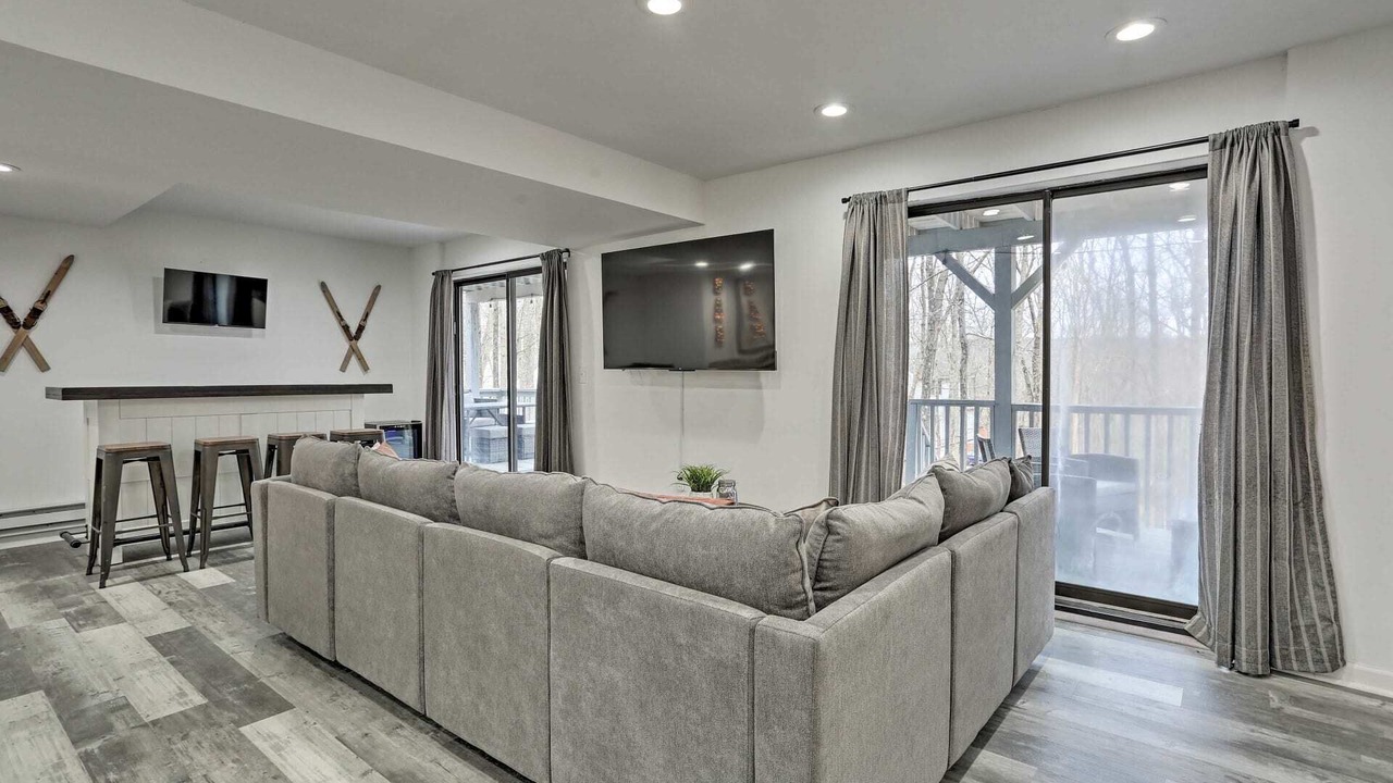 Photo of Livingroom in Bushkill