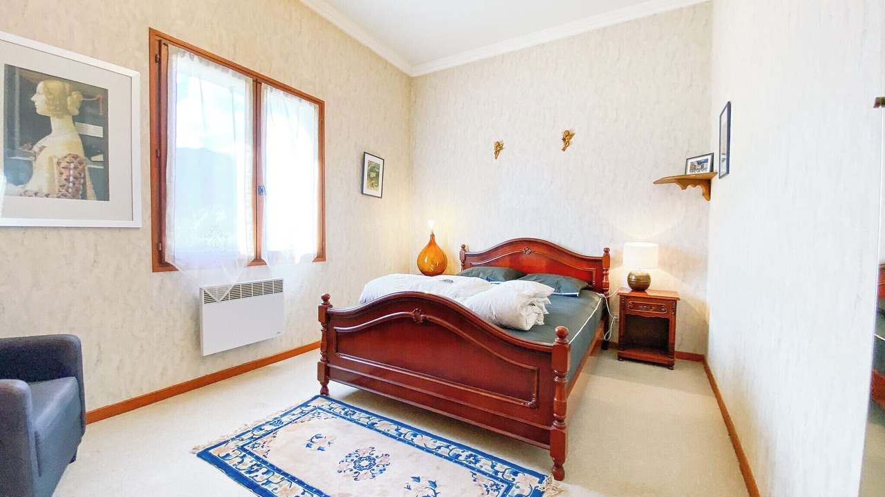 Photo of Bedroom in Varces-Allieres-et-Risset