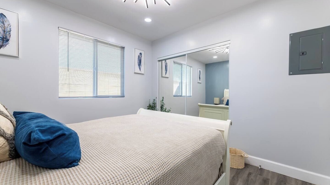 Photo of Bedroom in Harbor