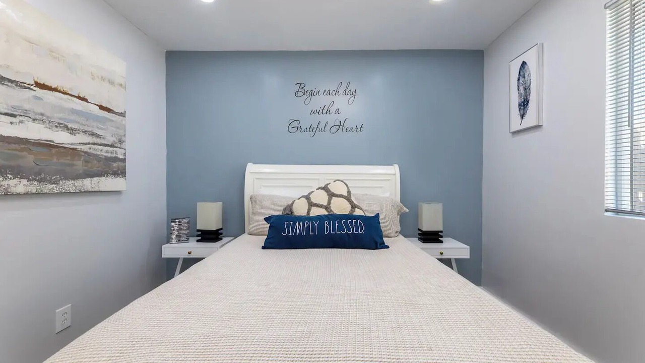 Photo of Bedroom in Harbor