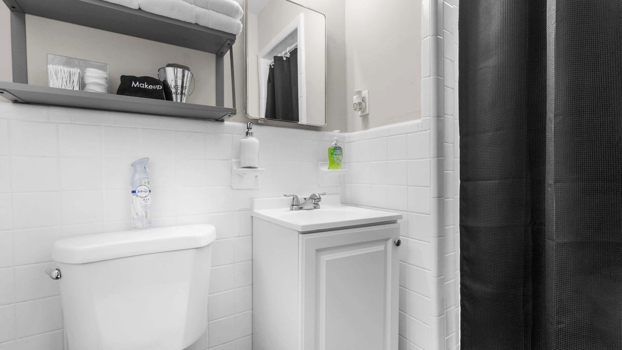 Photo of Bathroom in Center Point