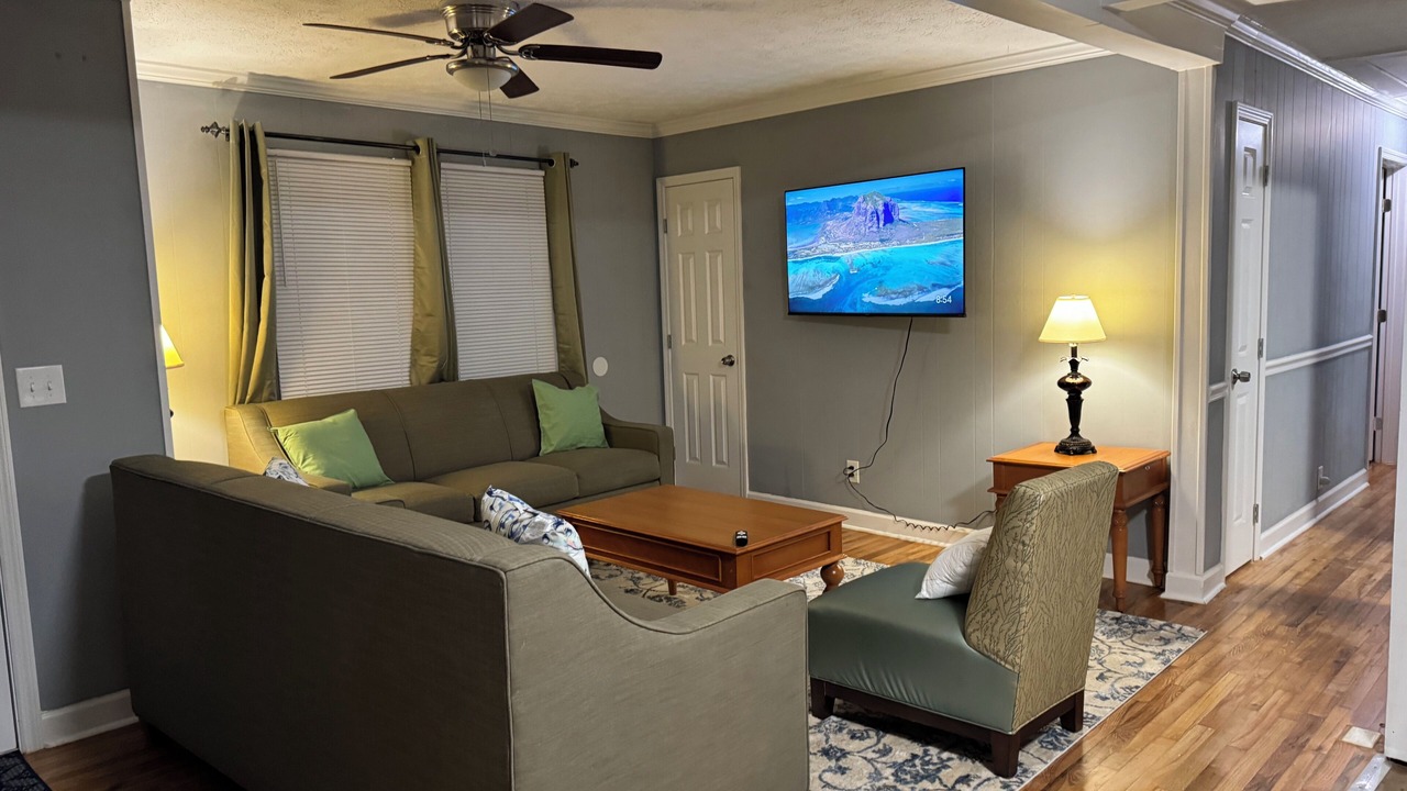 Photo of Livingroom in Cave Spring