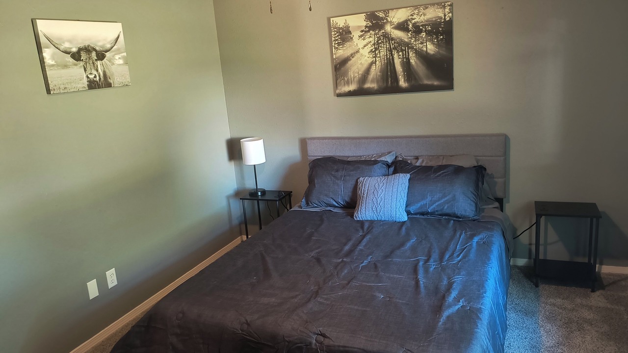 Photo of Bedroom in Cushing