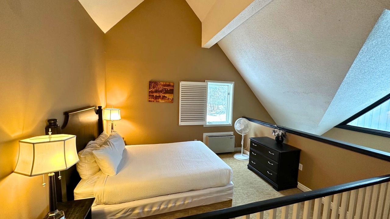 Photo of Bedroom in Craigleith