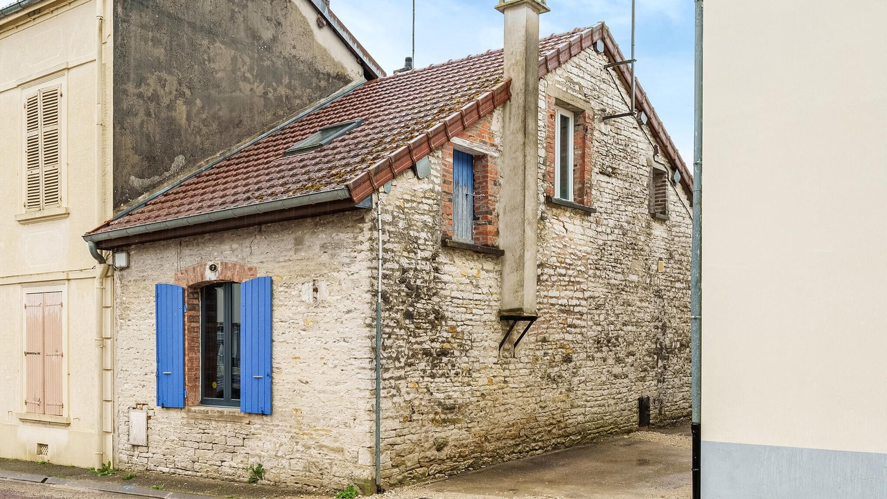 Photo of Others in Bayel