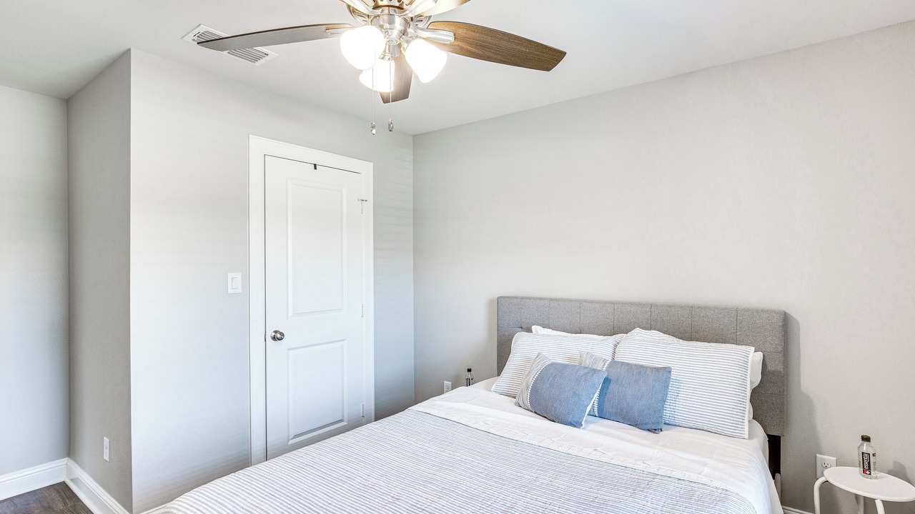 Photo of Bedroom in Flint