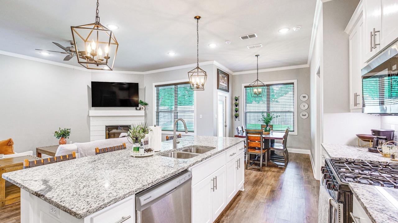 Photo of Kitchen in Flint