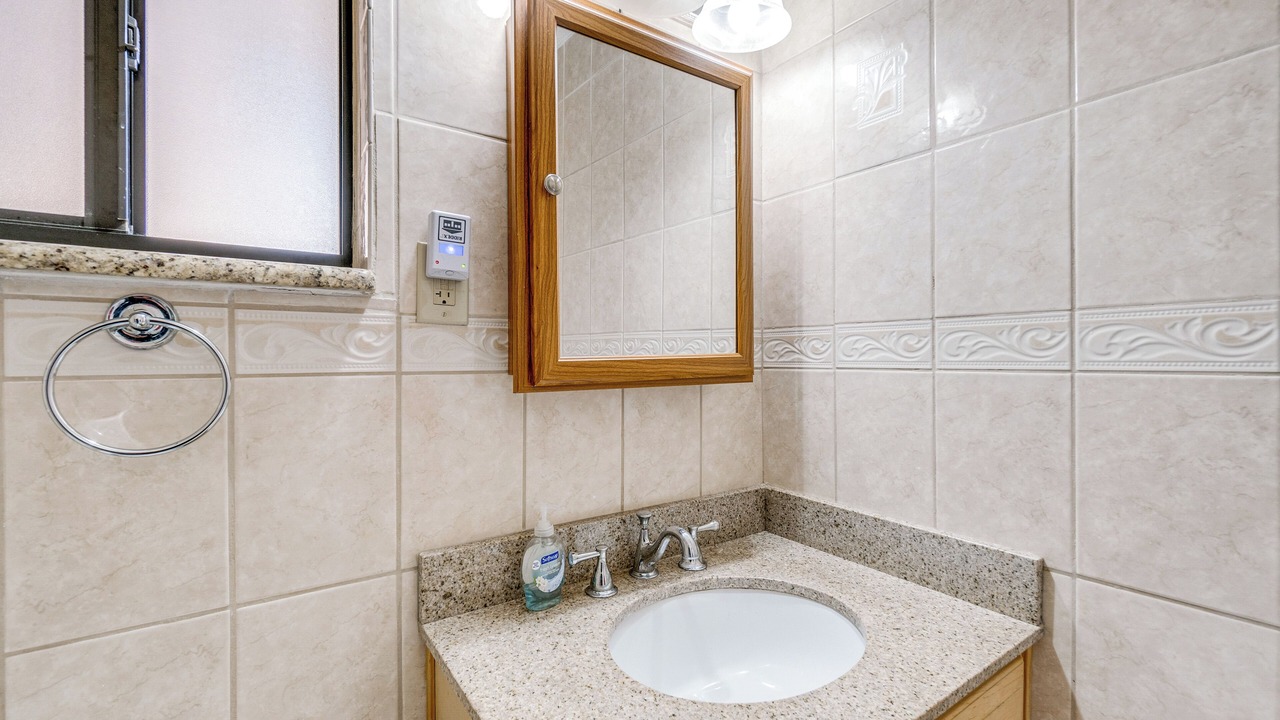 Photo of Bathroom in Edgewater