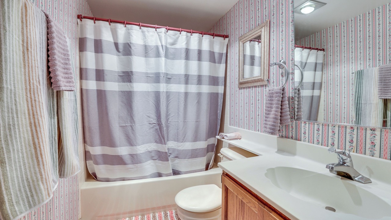 Photo of Bathroom in Prairie Du Chien
