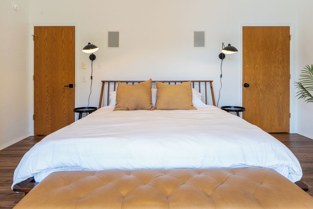 Photo of Bedroom in Hoodsport