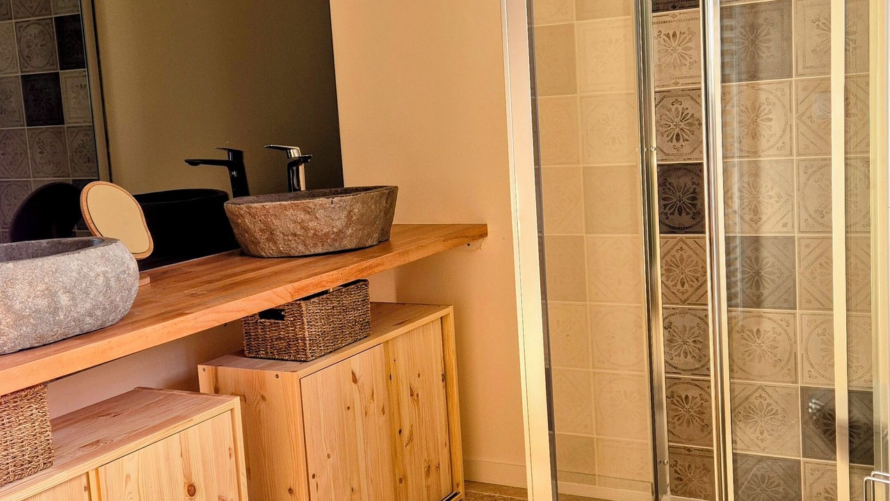 Photo of Bathroom in Arromanches-les-Bains