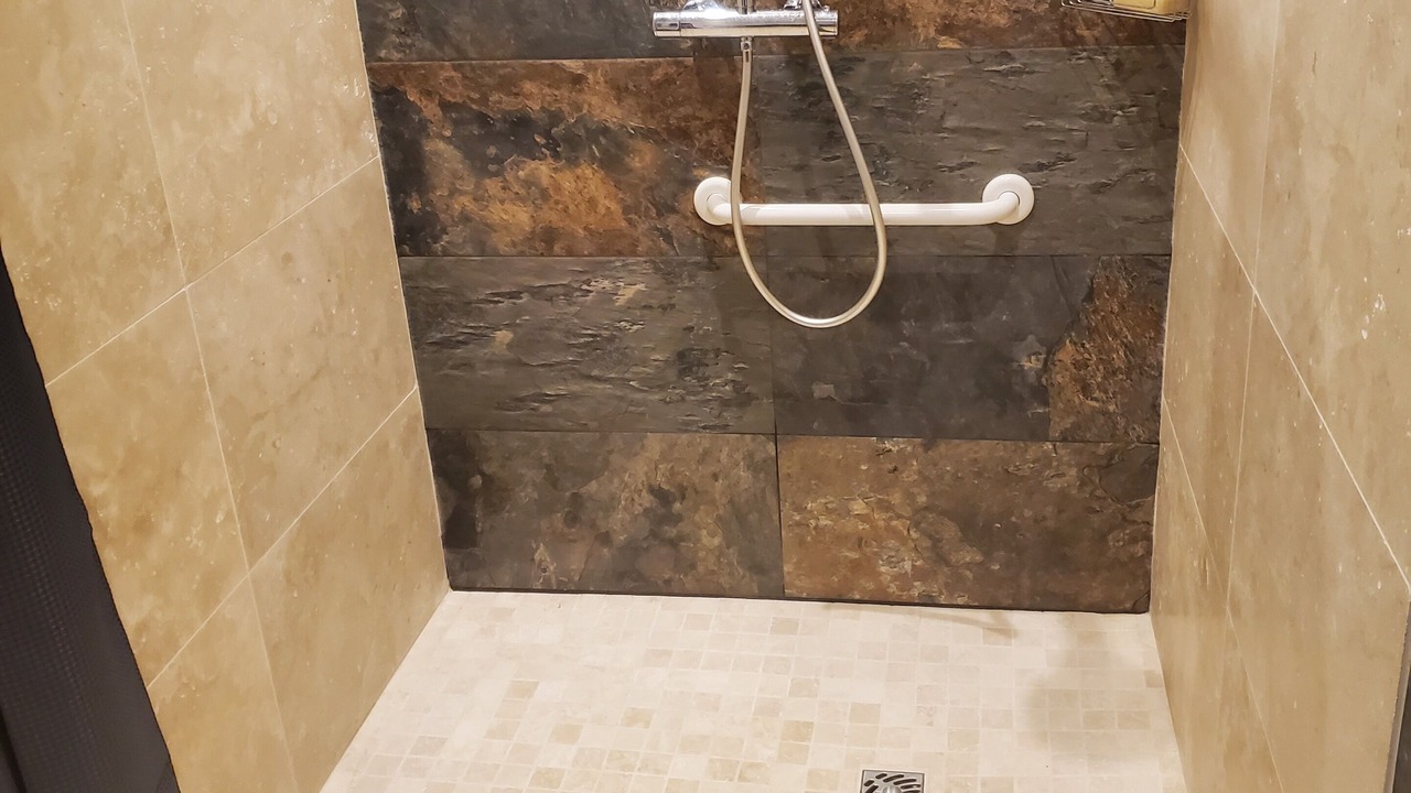 Photo of Bathroom in Salvagnac