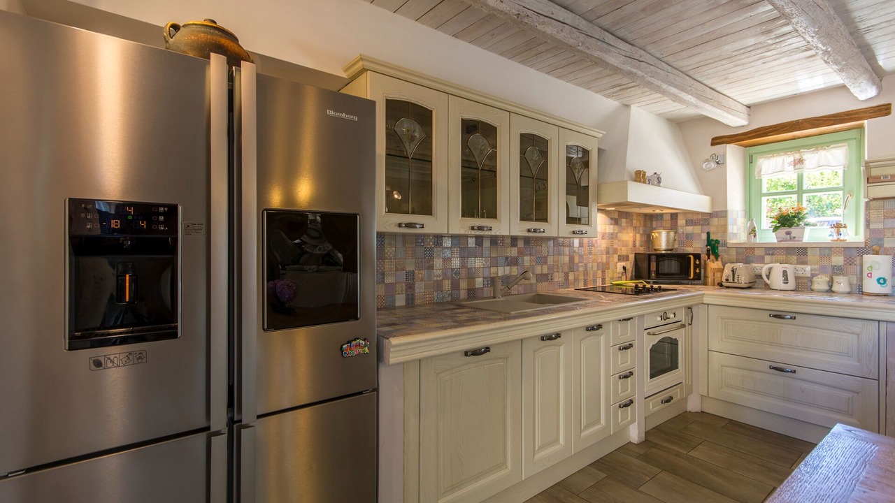 Photo of Kitchen in Tar